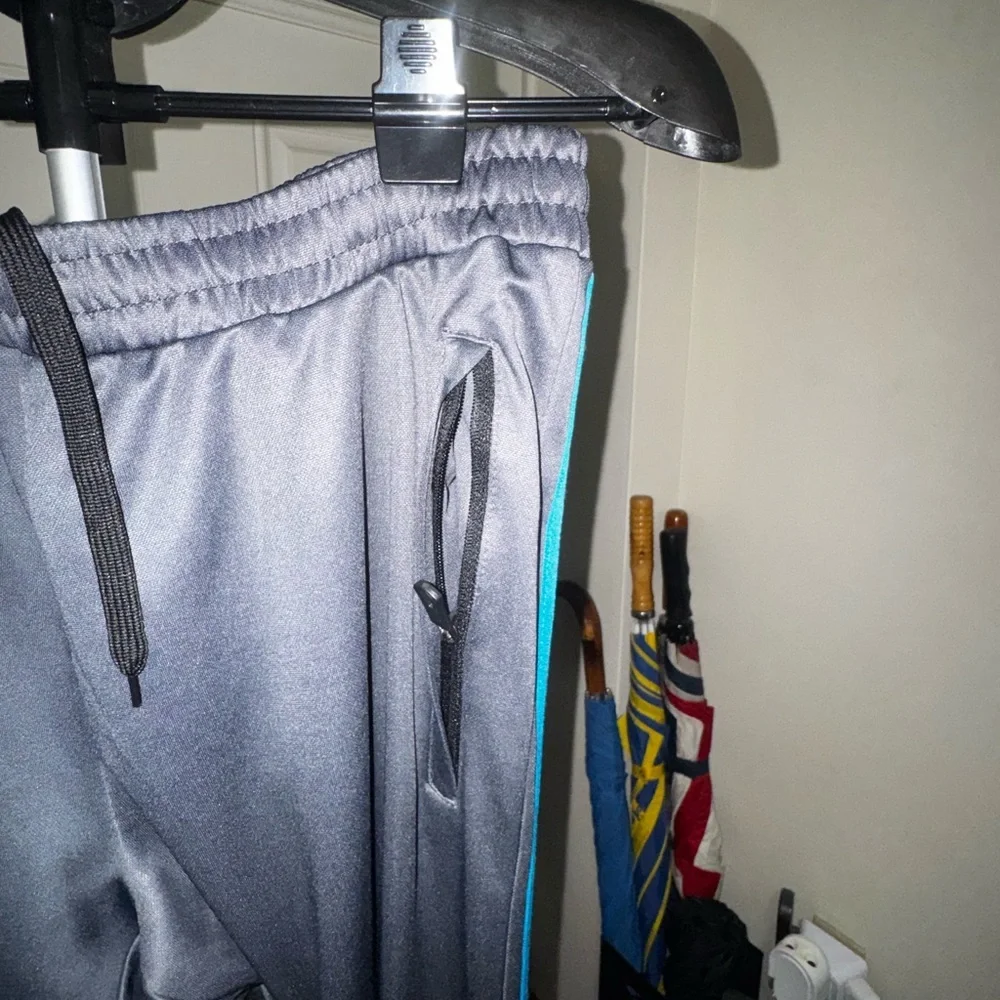 Track & Field Pants I Men’s I Athletic I Track & Field I Zipper-Hem I Size M